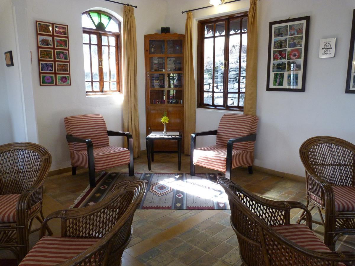 Hôtel Ayurvaid Kalmatia à Almora Extérieur photo