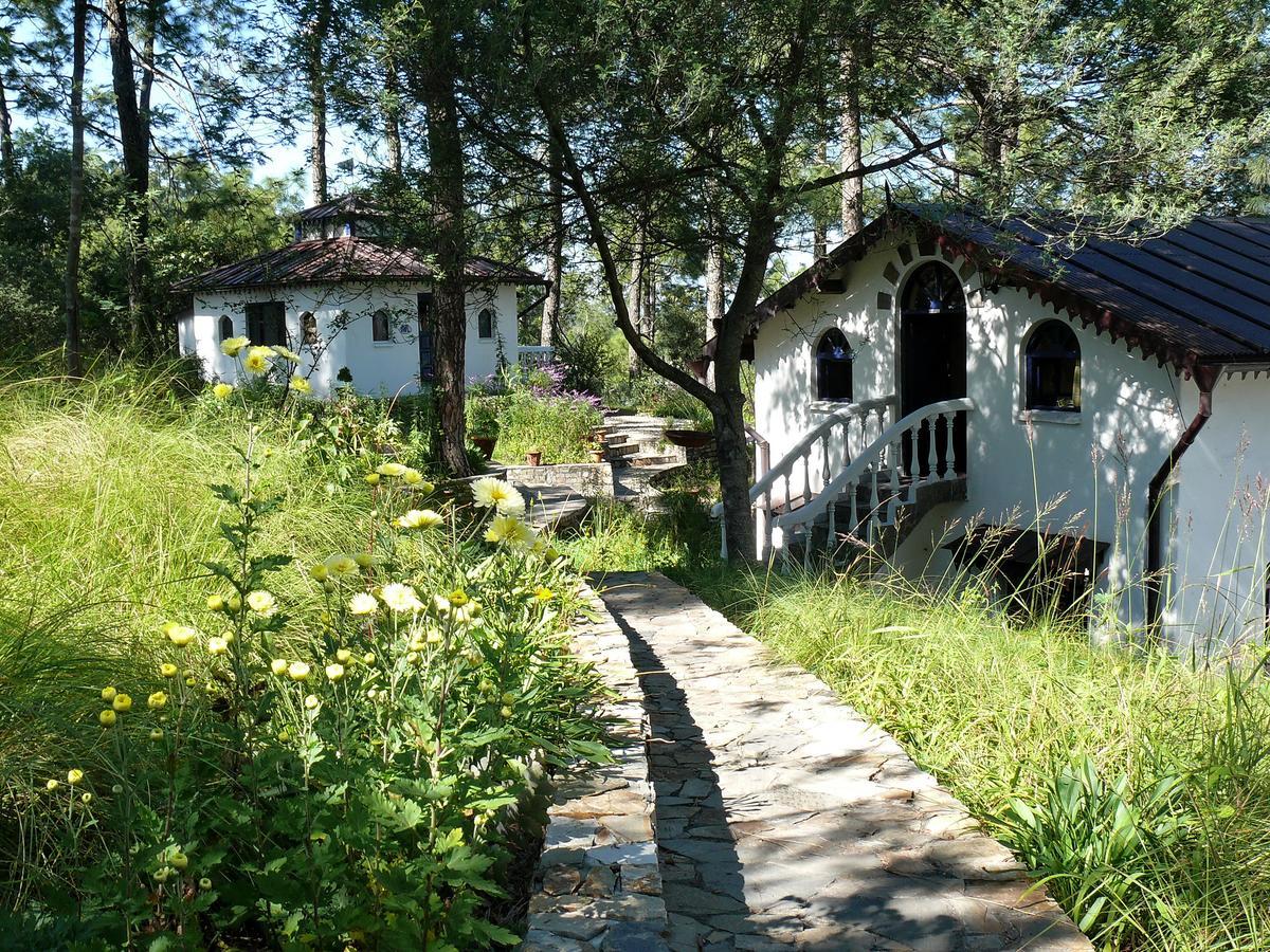 Hôtel Ayurvaid Kalmatia à Almora Extérieur photo