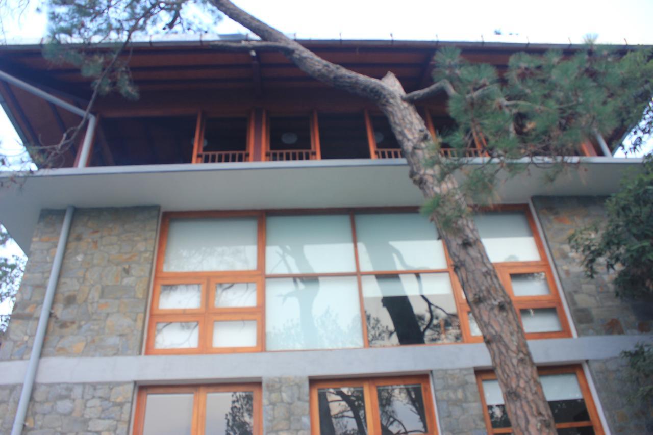 Hôtel Ayurvaid Kalmatia à Almora Extérieur photo